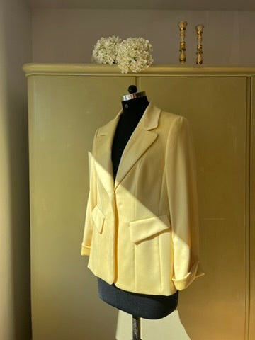RARE Vintage 1990s Escada Cashmere Oversized Blazer in Pastel Yellow