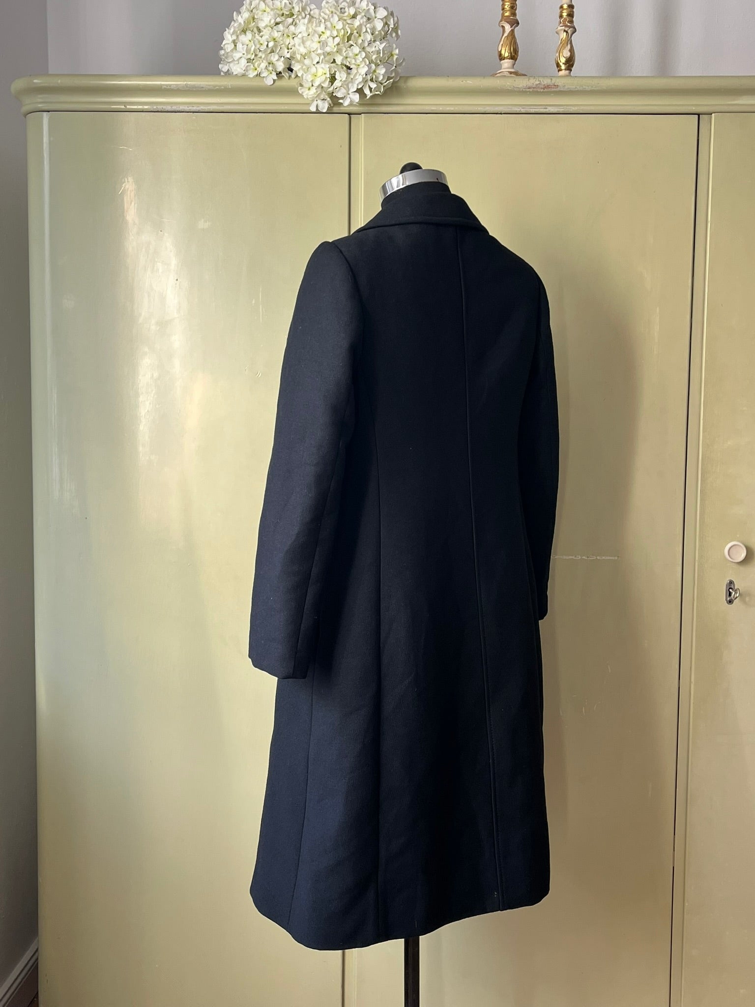 Vintage Pure Wool Coat - Classic 1960s Mid-Century Elegance