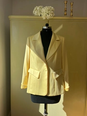 RARE Vintage 1990s Escada Cashmere Oversized Blazer in Pastel Yellow