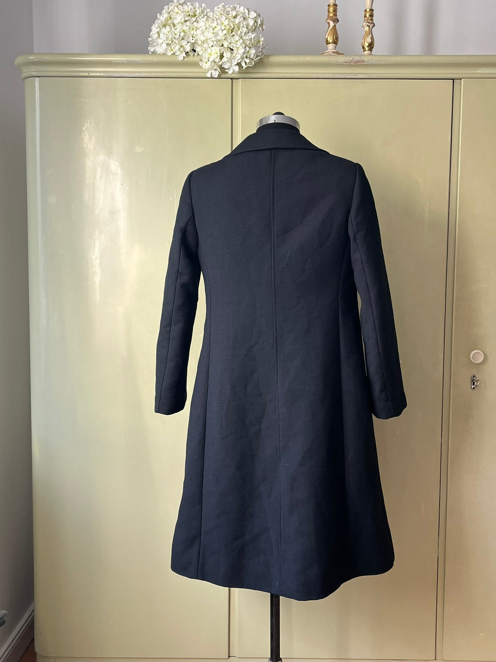Vintage Pure Wool Coat - Classic 1960s Mid-Century Elegance