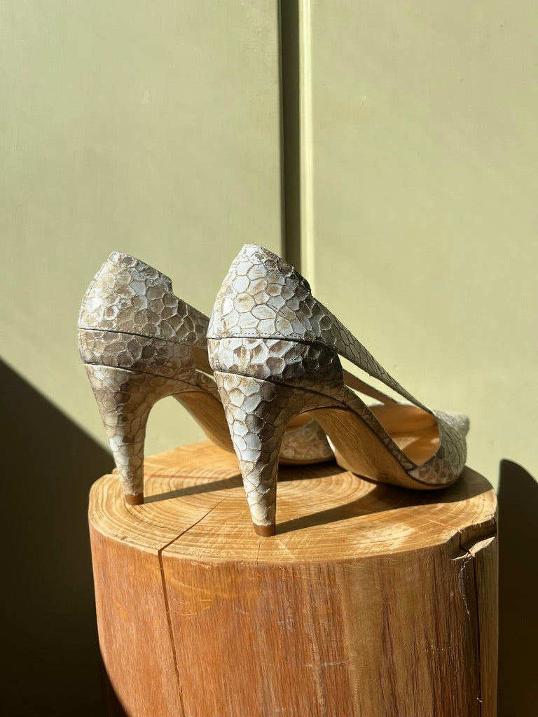 Vintage Reptile Pattern Slingback Heels in White