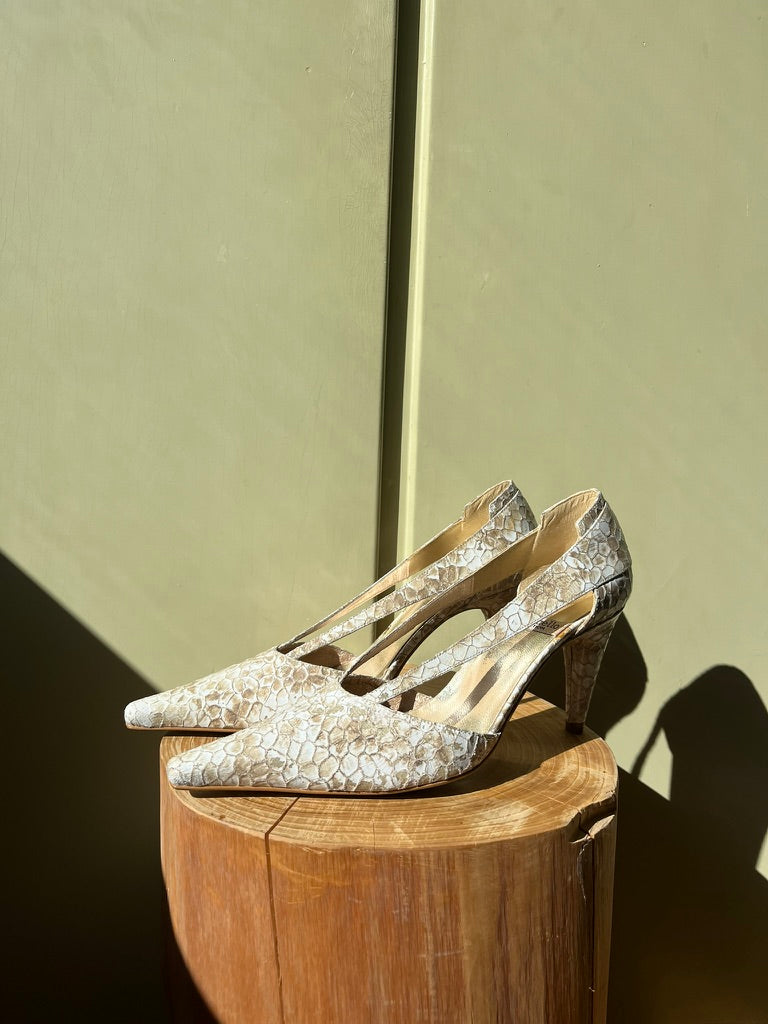 Vintage Reptile Pattern Slingback Heels in White